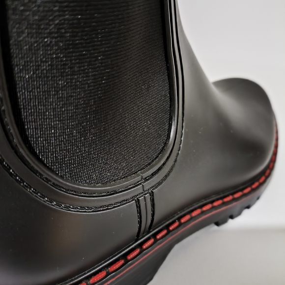 Igor Black Rain Boots with Rugged Sole And Red Details - Picture 11 of 11